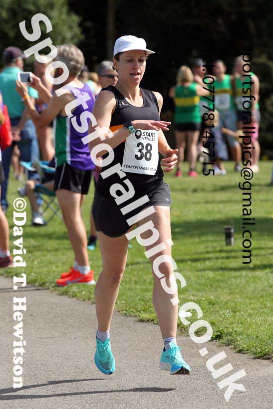 Senior Womens and Mens V50 2021 NECAA Road Relay Champs., Hetton Lyon Country Park, Hetton le Hole, County Durham. Photo: David T. Hewitson/Sports for All Pics